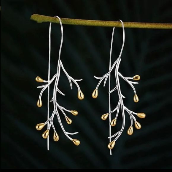 Jewelry - Vintage Silver Gold Color Metal Carving Branch Earrings